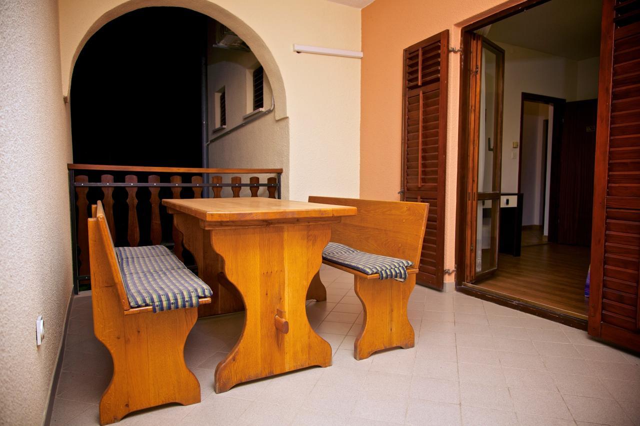 Apartment Exclusive Annex Rovinj Bagian luar foto